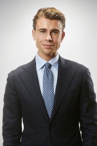 Kontaktperson Cernera, Felix Smith